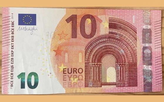 欧元艰难守住涨势，专家预期今年上半年将跌破1.1180