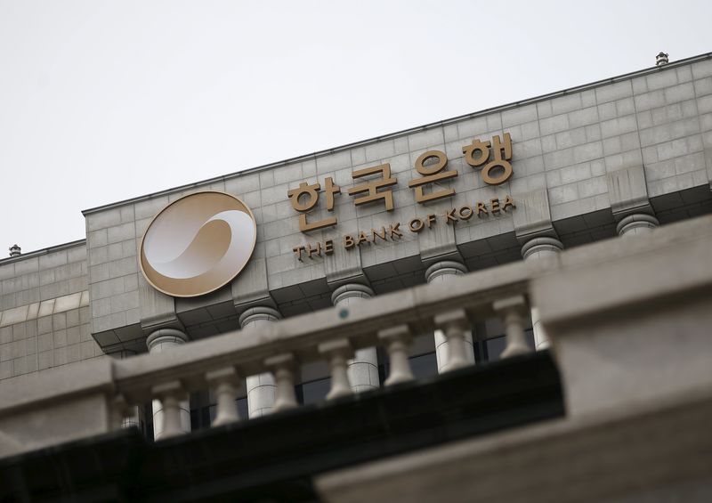 连续加息后，韩国央行周四宣布维持利率不变