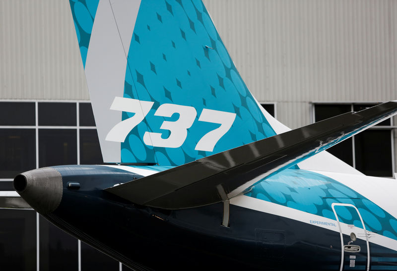 波音将向英国航空母公司IAG出售50架737 MAX飞机