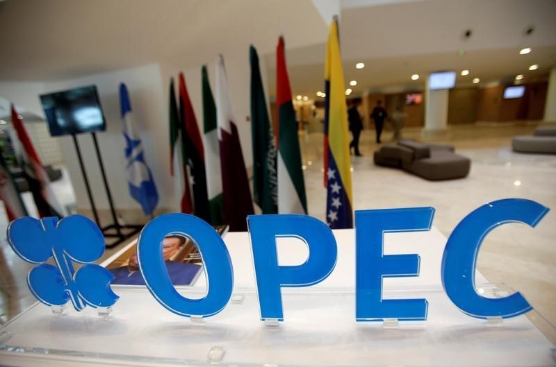 敷衍拜登？OPEC+仅同意9月小幅增产10万桶/日，分析师：这种增幅毫无意义！