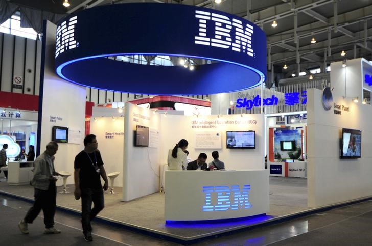 IBM Q3营收超预期增长6% 预计全年自由现金流达100亿美元