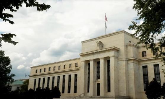 美国经济会严重衰退吗？这一次美联储和市场站在了天平两边