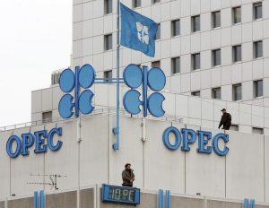 Read more about the article 原油亚市：OPEC上调了中长期需求预测 惟一系列加息或破坏短期需求 提供者 Investing.com