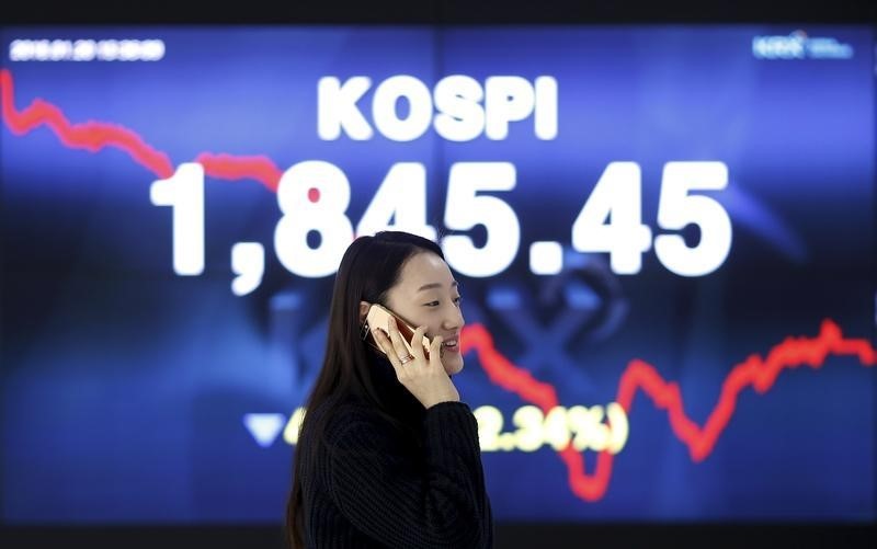 “全球经济金丝雀”再发警报：初步数据显示韩国本月出口持续低迷