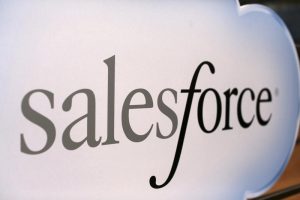 Read more about the article Salesforce IncQ2每股收益及营收超出预期 提供者 Investing.com