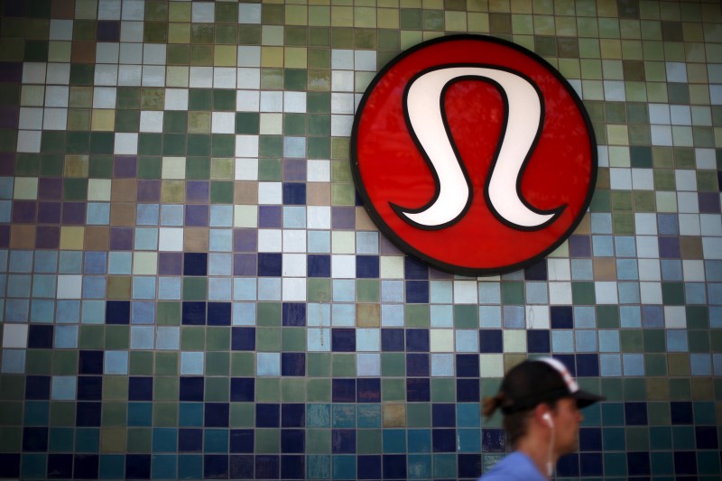 Lululemon盘前升2.7%：营收强劲增长两成 可成为投资者核心持仓？